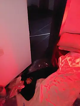 Eva Clark01 online show from 10/31/25, 01:28