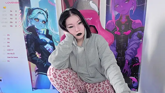 MargarettRose online show from 11/28/25, 03:42