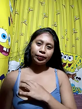 Snapshot of UrSweetAsianLady_02 chatting on 10/19/25, 12:17 UrSweetAsianLady 02 online show from 10/19/25, 12:17