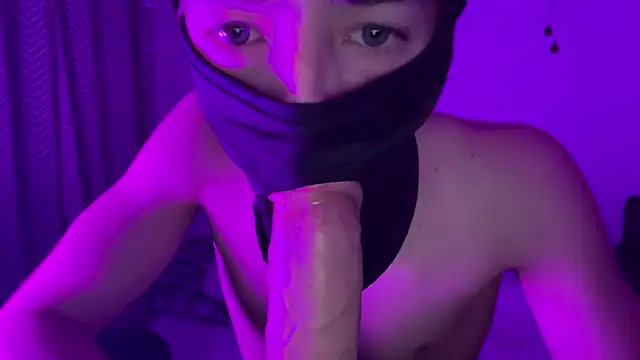 floridatwink2005 online show from 12/14/25, 05:13