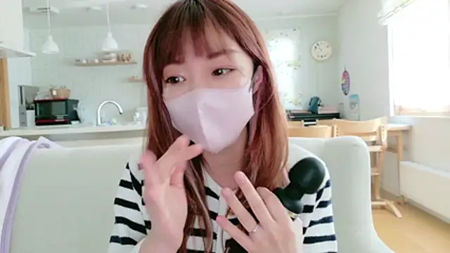 SUZU 1201 online show from 02/21/26, 01:39