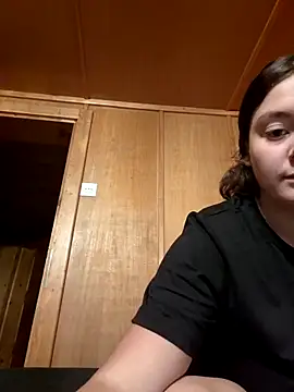 YoungLiisaxx online show from 09/09/25, 05:40