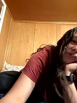 YoungLiisaxx online show from 11/13/25, 07:46