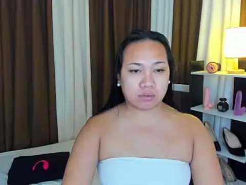 TsUncutKaren online show from 10/27/25, 08:46