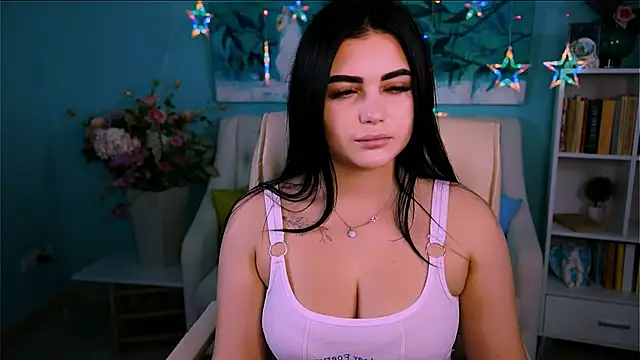 NaomiWilsons online show from 09/23/25, 12:30