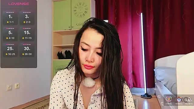 Milly  Foxy online show from 04/04/26, 12:24