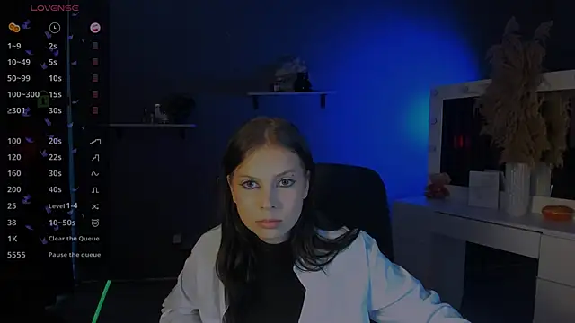 renata sweety online show from 09/14/25, 11:53
