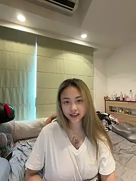 tw feibaby online show from 04/25/26, 05:10