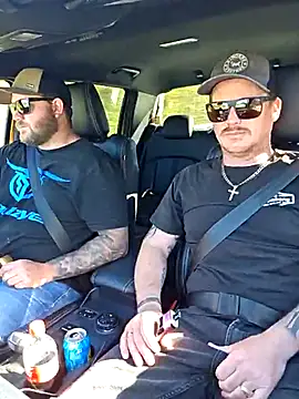 Snapshot of brokecountrylads chatting on 10/15/25, 05:51 brokecountrylads online show from 10/15/25, 05:51