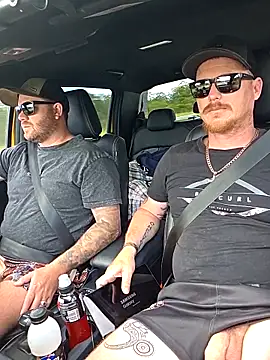 Snapshot of brokecountrylads chatting on 02/04/26, 01:00 brokecountrylads online show from 02/04/26, 01:00