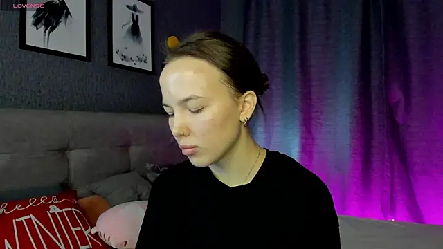 Maria Solis online show from 01/12/26, 01:00