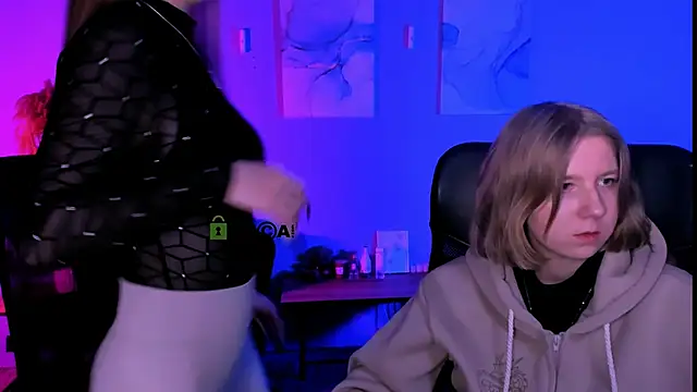 gloria bubble online show from 03/18/26, 08:12