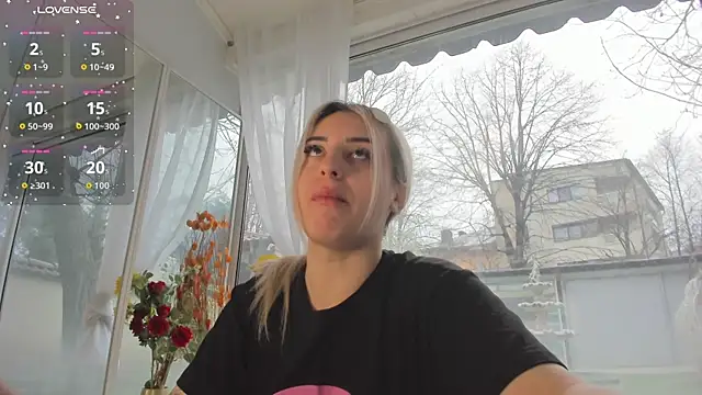 Ella Vee online show from 04/04/26, 04:55