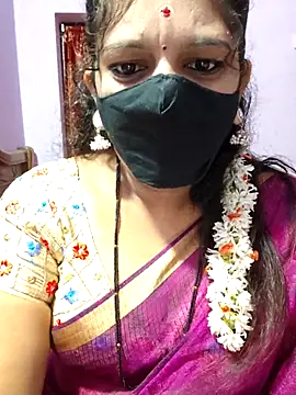 luci-queen online show from 09/15/25, 03:17