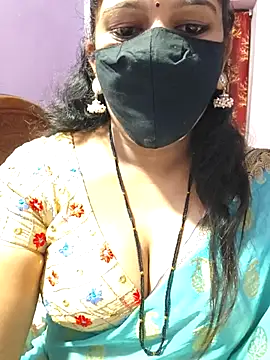 luci-queen online show from 09/16/25, 05:08