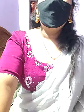 luci-queen online show from 09/26/25, 06:17