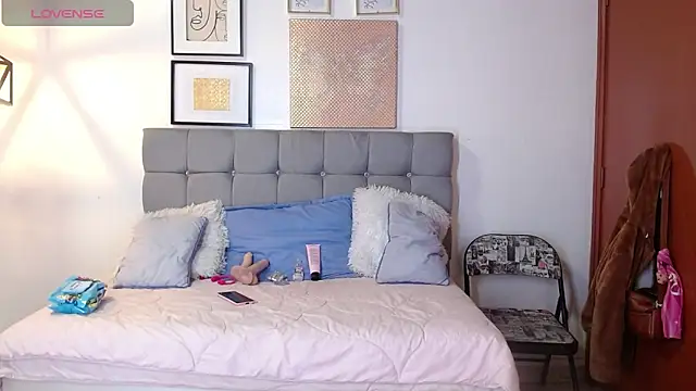  naomi s online show from 03/16/26, 01:37