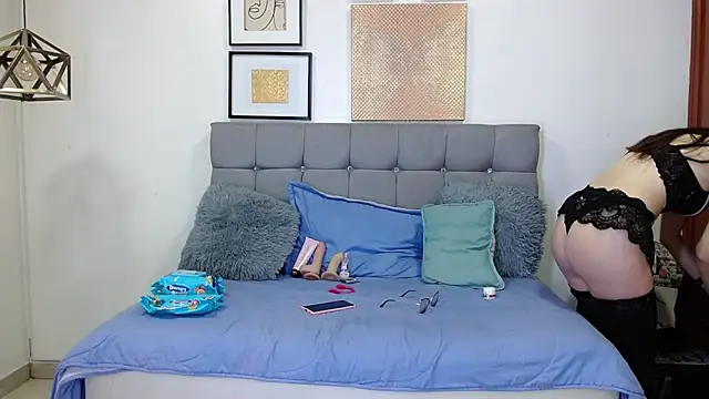  naomi s online show from 04/09/26, 01:27