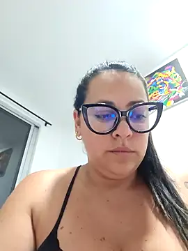 Nicoleefaith  online show from 04/04/26, 12:09