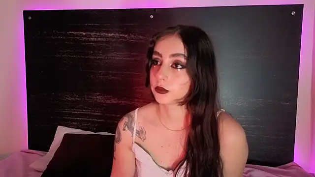 sharlot24 online show from 10/28/25, 12:36