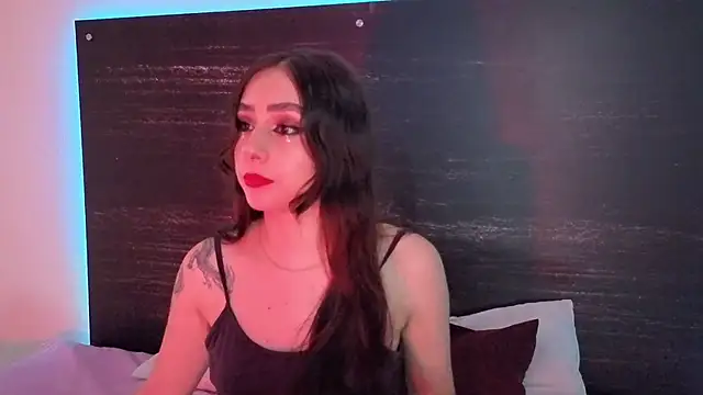 sharlot24 online show from 10/29/25, 12:57