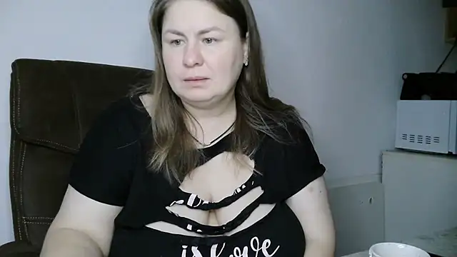 MartaXLove online show from 11/15/25, 11:07