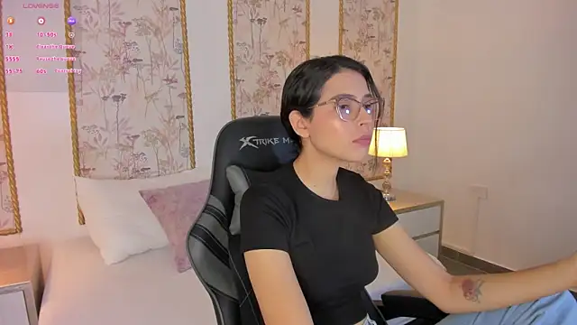 desireee  online show from 01/10/26, 12:07