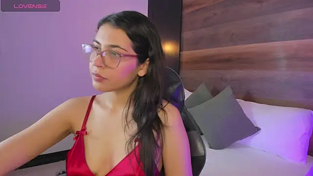 desireee  online show from 03/06/26, 12:45