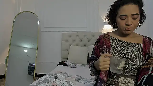 charlotte dante212 online show from 02/11/26, 03:55