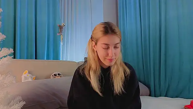 AngelicRice online show from 12/19/25, 11:28