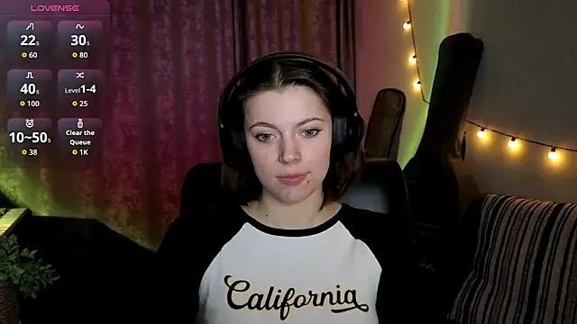 CutieAnny online show from 02/26/26, 08:08