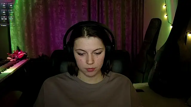 CutieAnny online show from 03/23/26, 08:13