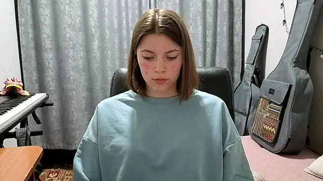 CutieAnny online show from 05/23/26, 09:08