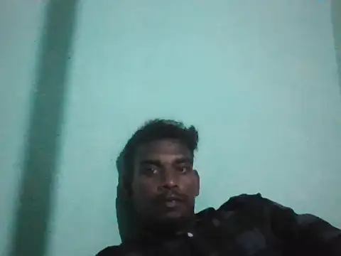 Snapshot of Tamilgud23 chatting on 10/17/25, 03:47 Tamilgud23 online show from 10/17/25, 03:47