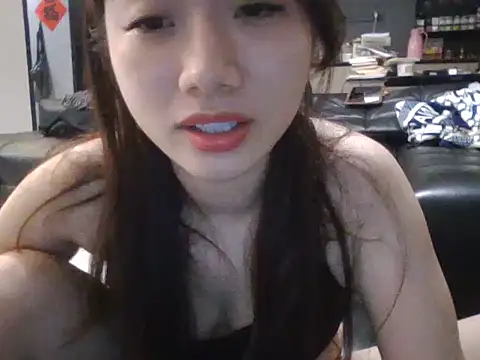 Amy-bb online show from 09/17/25, 08:32