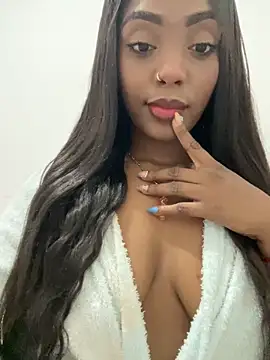 zaracollins01 online show from 12/04/25, 04:44