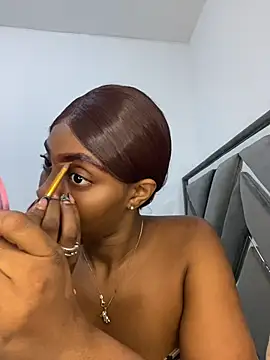 zaracollins01 online show from 04/17/26, 01:19