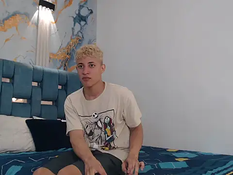 GRETTY BOYS online show from 12/22/25, 07:27