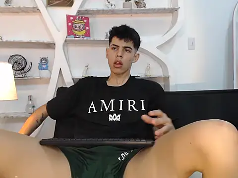 Snapshot of YOUNGS_GUYS chatting on 09/11/25, 01:39 YOUNGS GUYS online show from 09/11/25, 01:39