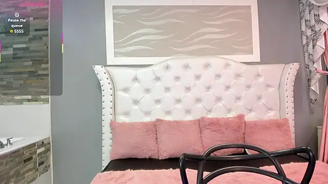  camila ortiz online show from 09/30/25, 08:03