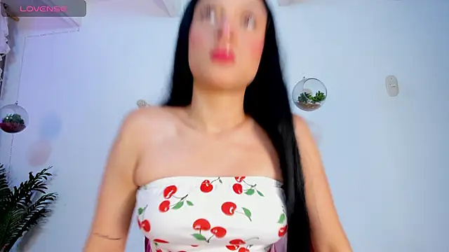 violet 77711 online show from 03/09/26, 10:03