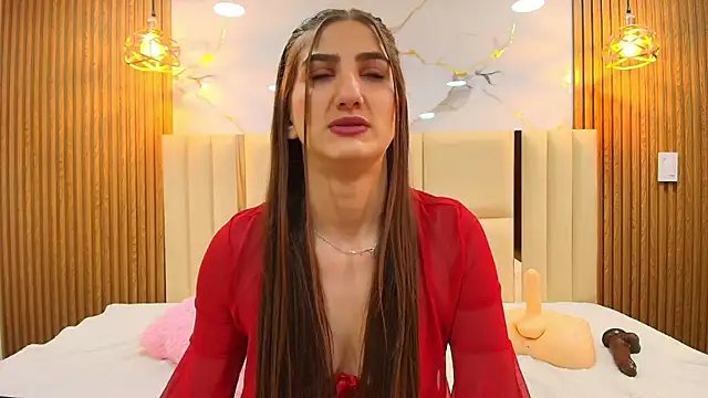 Dafne castro  online show from 05/11/26, 07:33