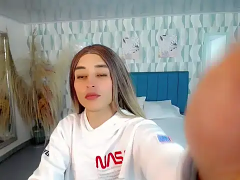 samantha bliss online show from 10/16/25, 07:04