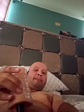 Snapshot of RasingSpark chatting on 03/02/26, 09:54 RasingSpark online show from 03/02/26, 09:54