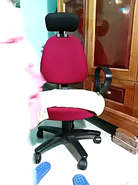 Tasu774 online show from 12/14/25, 08:52