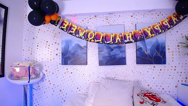 Emily Vaughan online show from 10/27/25, 04:16