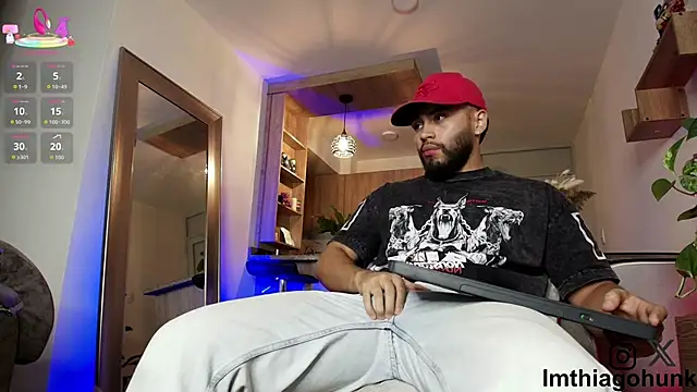 ThiagoHunk online show from 10/08/25, 03:59