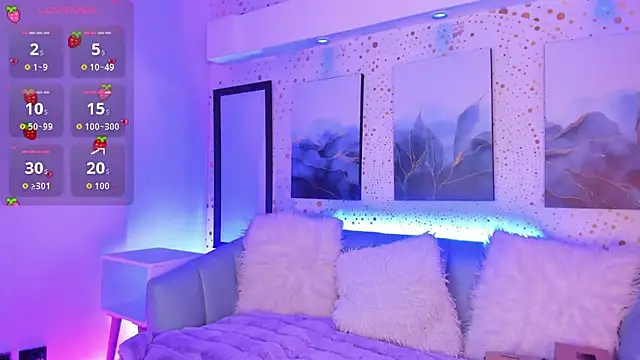 ArianaSantana online show from 09/10/25, 12:49