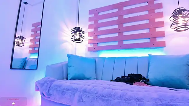 ArianaSantana online show from 09/24/25, 01:14