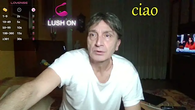 Snapshot of lattediyak chatting on 12/21/25, 11:34 lattediyak online show from 12/21/25, 11:34